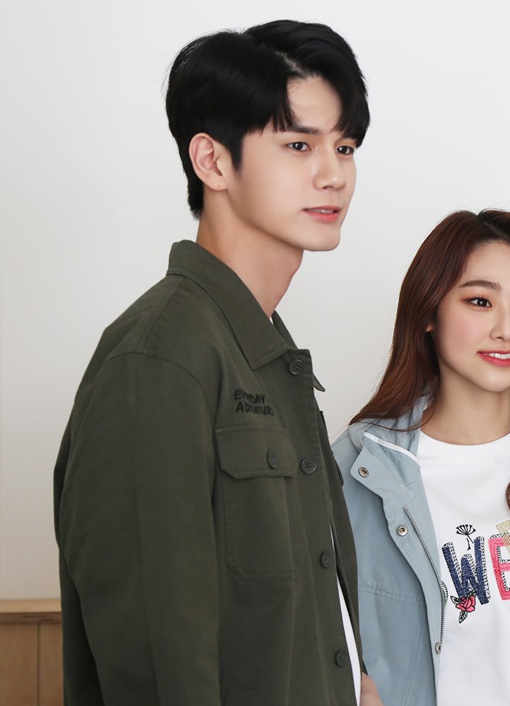 Ongpoint825's tweet photo. 역시 화보장인
분위기 만수르 #옹성우 😢❤️ https://t.co/FF1h8waKvn