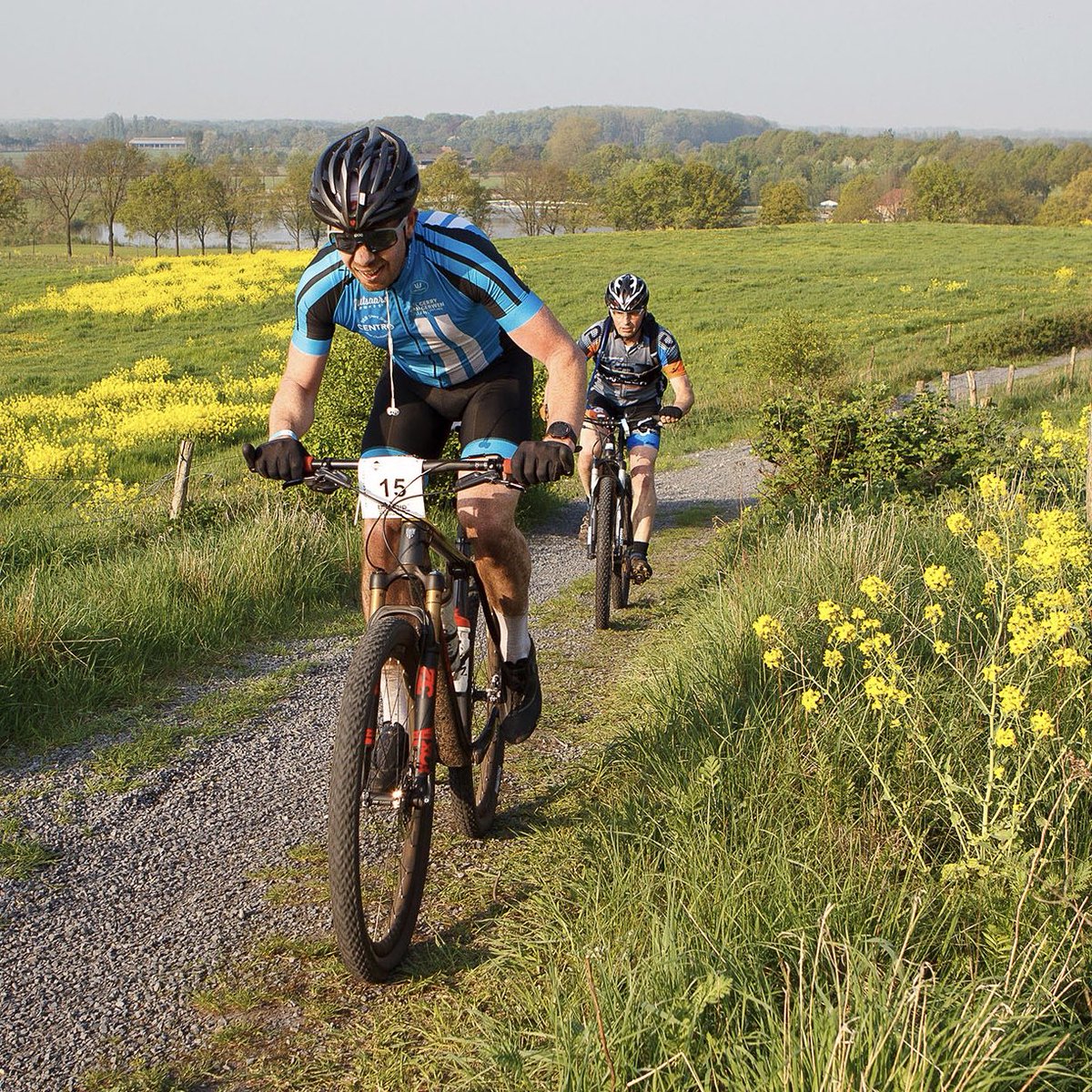 Dit weekend staan we op de Bike Motion Beurs in Utrecht. Hier promoten we onze twee toertochten:
- Mutsaars Bikes Ollands Ruigste - 31 maart 2019
- Centro Ollands Mooiste - 19 mei 2019
Kom je ook kijken? Standnummer: 10BV.TT10

Meer info? wtcgvg.nl