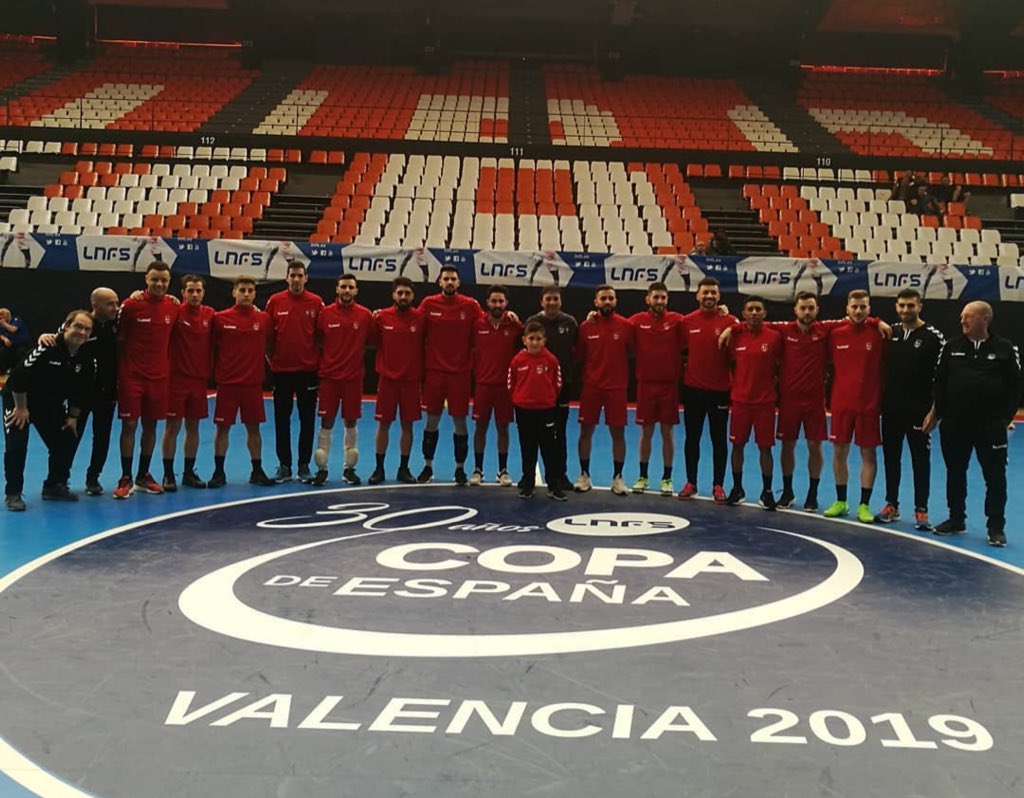 Finalizado el entrenamiento de esta mañana, preparados para los cuartos de final de la Copa de España. 💚💪

🆚Peñíscola
⏰19:00h
📍Pabellón Fuente de San Luis
📺Teledeporte

#AD22🍀👣 #CopaEspaña #SomosVerdes