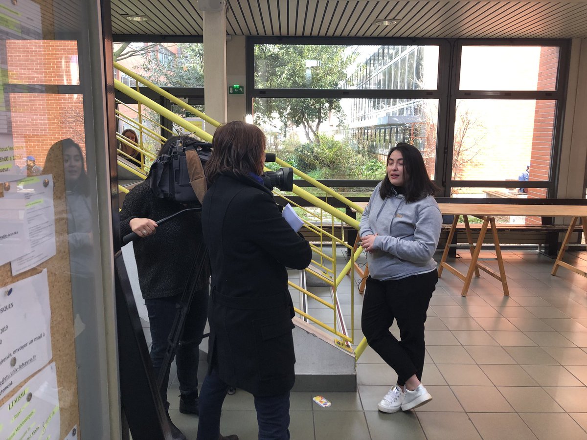 Notre présidente <a href="/edresup/">Edresup_LH</a> préférée Tugba a été interviewée ce jour, dans le cadre des deux journées d’#immersion dans l’#EnseignementSup, ci-organisées par l’<a href="/AfevNormandie/">Afev Normandie</a> et l’<a href="/EMNormandie/">EM Normandie Business School</a>. Rdv ce soir sur <a href="/F3BaiedeSeine/">F3BaiedeSeine</a> !