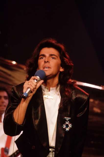 Happy birthday, Tomas.  What doing you like most about the work of Thomas Anders? A solo project or a band? 