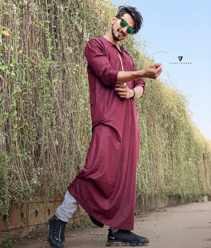 Faisusquad_07's tweet photo. @mr_faisu_07  Insta post --)
 " Assalam walaikum warahmatul lahi wabarkatahu ( jummma Mubarak)"❤️
#faisusquad #team07 https://t.co/qQlOmhamD6