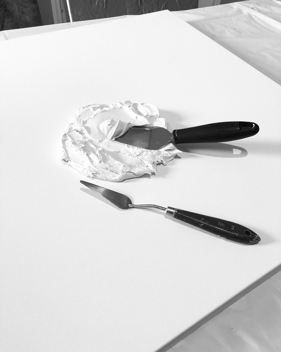 When creative blocks show up, weather the storm, think bigger than you feel and let go of your attachment to the outcome - the flow will return and success will follow #artist #abstract
#artoftheday #artistic  #artgallery #artistsontwitter #artlife #artlovers  #sculptural #art