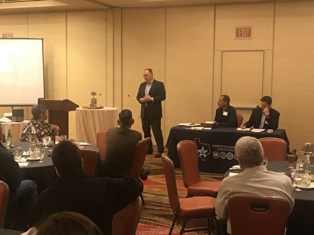 LU286_JAC's tweet photo. The Annual Apprenticeship Training Association of Texas State Convention was a huge success. Big thanks to Julian Alvarez @AlvarezTWCLabor , for being the Keynote speaker, Local 286’s Savannah Marvets for her Apprentice testimonial and Joseph Cooper for his words as well. https://t.co/7MTCxc7Kmp