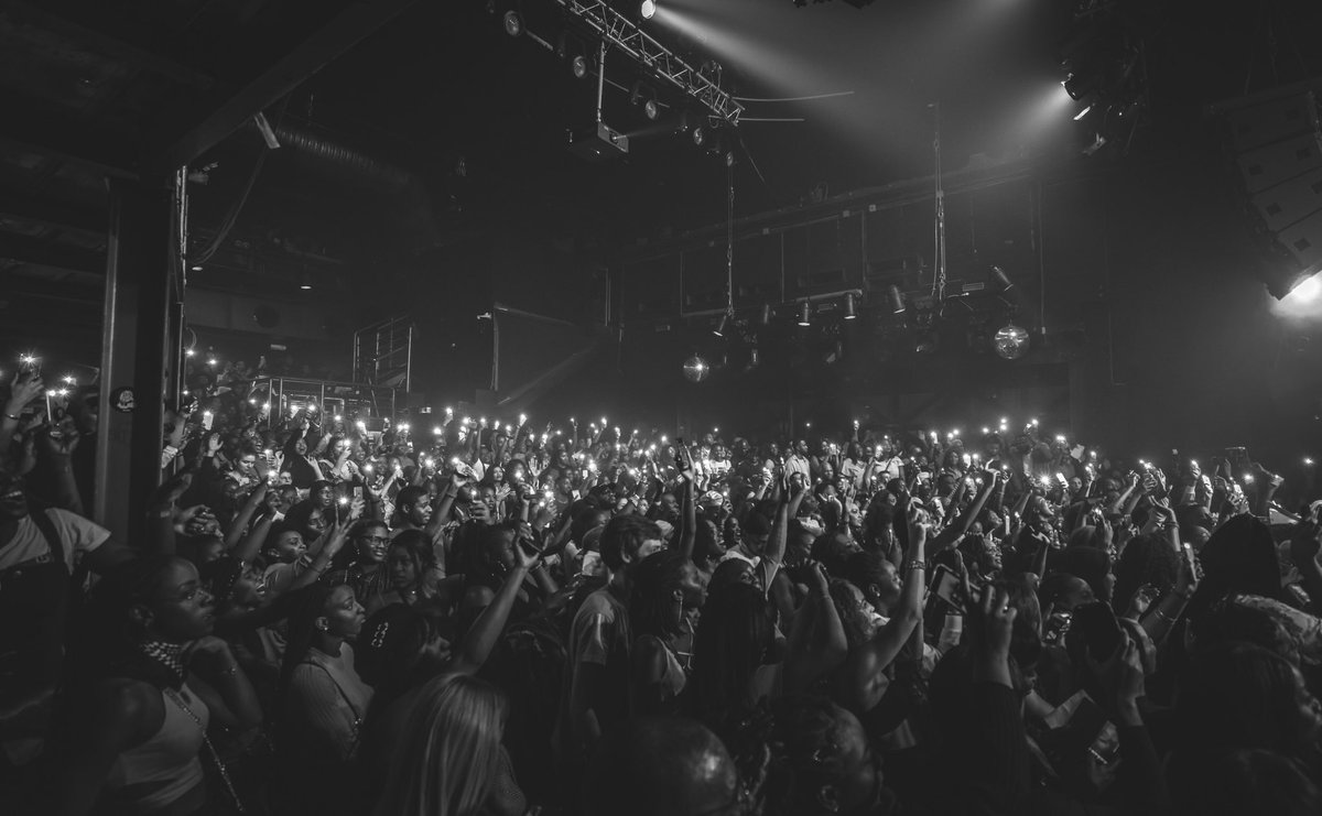 iRuntown's tweet image. MERCI PARIS ❤️