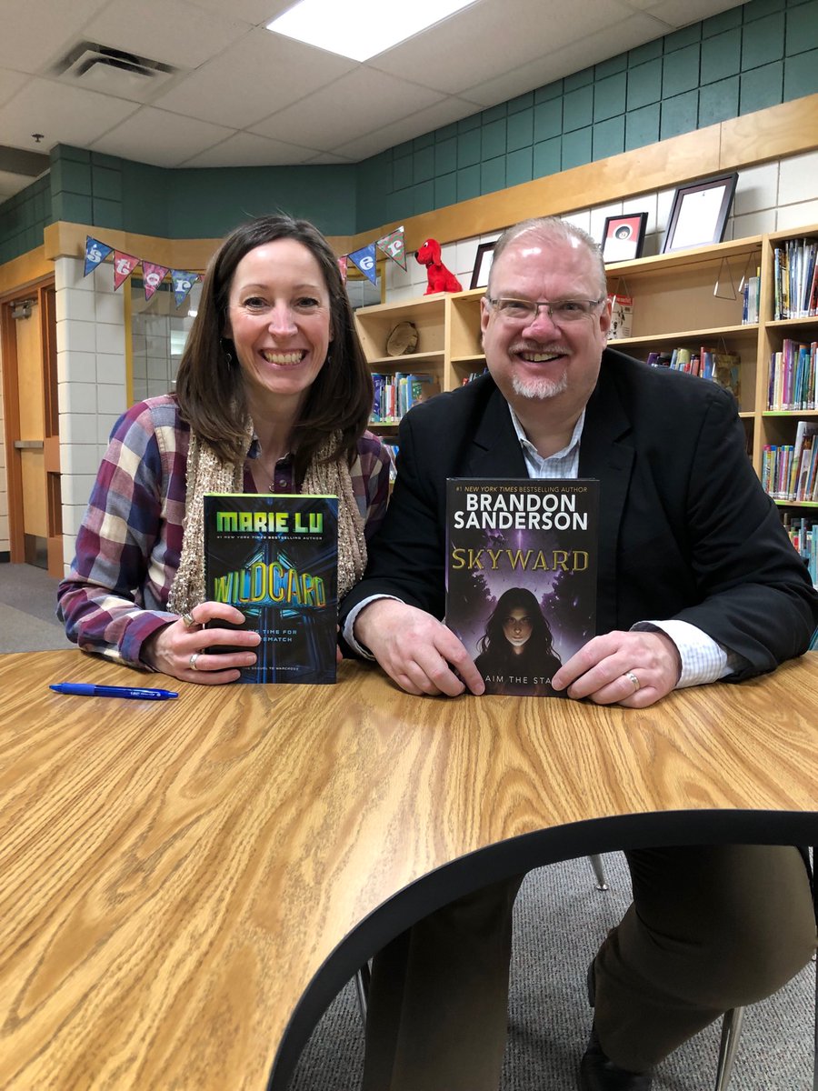 KleefeldHSD's tweet photo. Thanks So Much for the Books!  We had a special guest visit KS to drop off some highly coveted Middle School level books to add to our library!  Thank you so much Kelvin Goertzen for making time in your busy schedule for us!  We appreciate it! https://t.co/0xkMg8Ltna