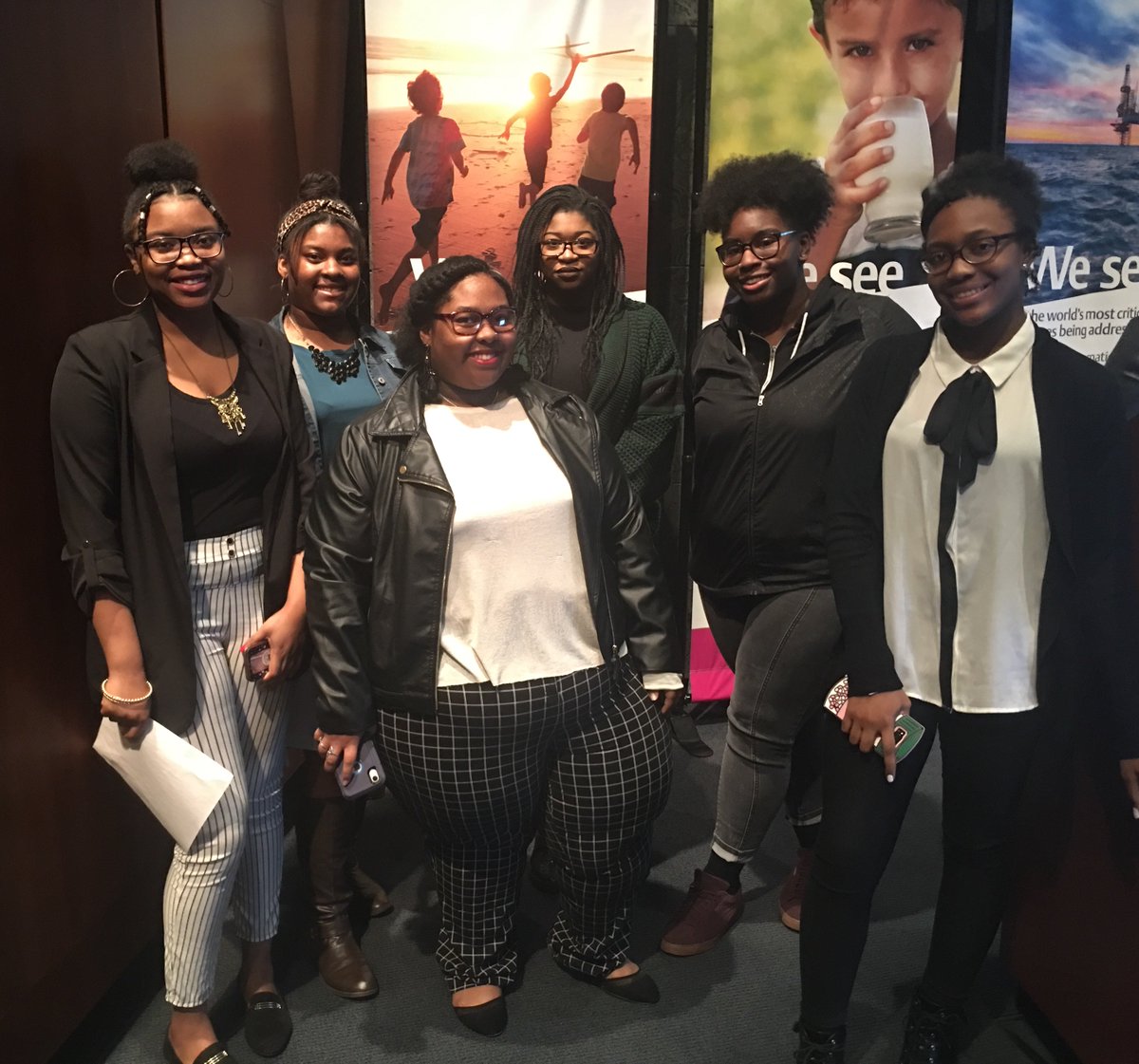 g2cplus's tweet image. #Changeagents from McCluer High School sharing their observation &amp;amp; what they&apos;re working toward changing in their school! #G2Cplus #Gateway2Change @MHS_Positivity