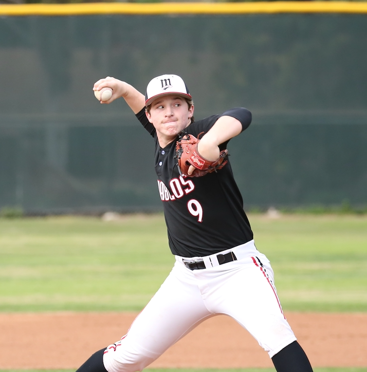 Game Day!! The Diablos open up South Coast League play today at 3:00 against <a href="/TesoroBaseball/">TesoroBaseball</a> at home. <a href="/HaydenCody9/">Hayden Cody</a> on the bump. Come on out and support!!