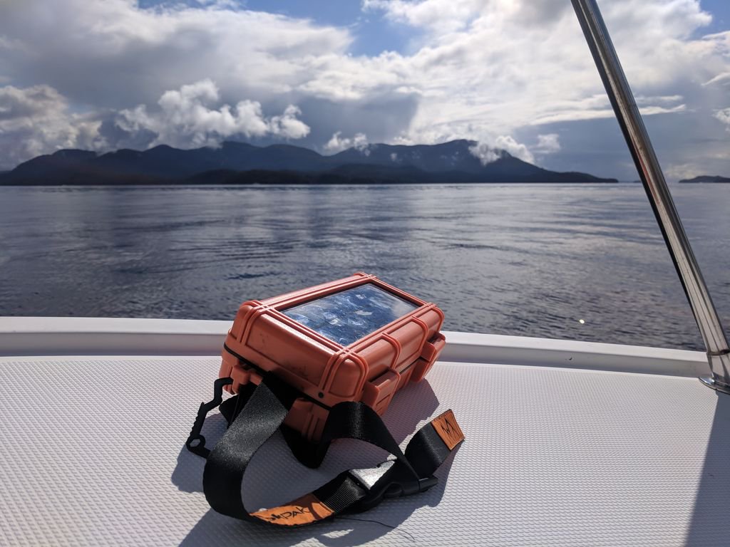Pro tip: Always angle your solar panels directly at the sun for fastest charging #myrokpak $99 sale #travelalaska #aklife #alaskalife #alaskanlife #alaskastyle #alaskaliving #boatlife #boatalaska #boat #fishing #fishalaska #getoutandfish #fishon #tillnextyear