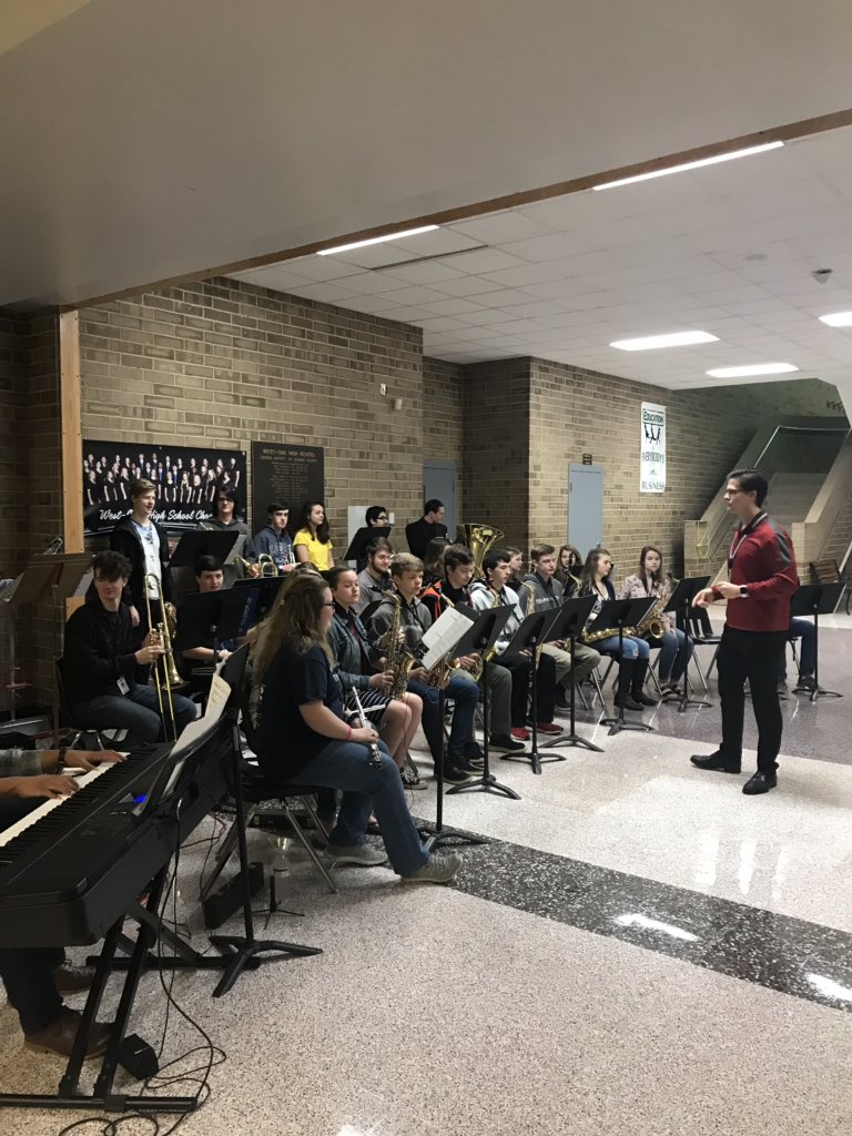 AE_Witherspoon's tweet photo. WOHS Jazz Band showing off their skills this morning. #WarriorStrong @OconeeSC_school @westoakhigh https://t.co/FvCxUpJo8K