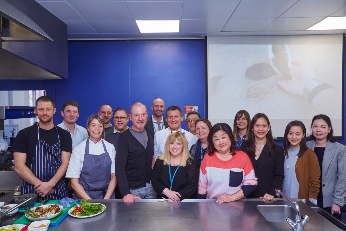 Thailand Kitchen of the World UK tweet media