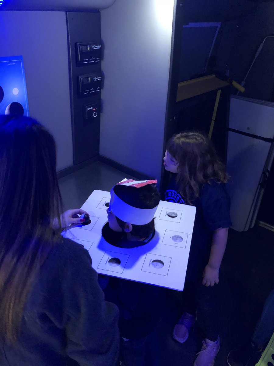 EduDeeDee's tweet photo. 2nd graders exploring @JHoustonElem! Thank you @STEMScouts for the activities! #AISDproud #MsR2ndgrade https://t.co/KOUMk2bNCj