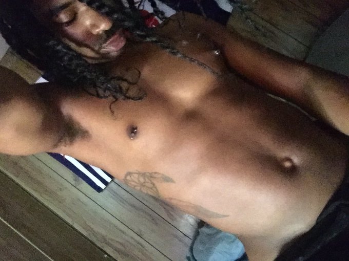 Watch kevykev's leaked NSFW photo on TwXstars