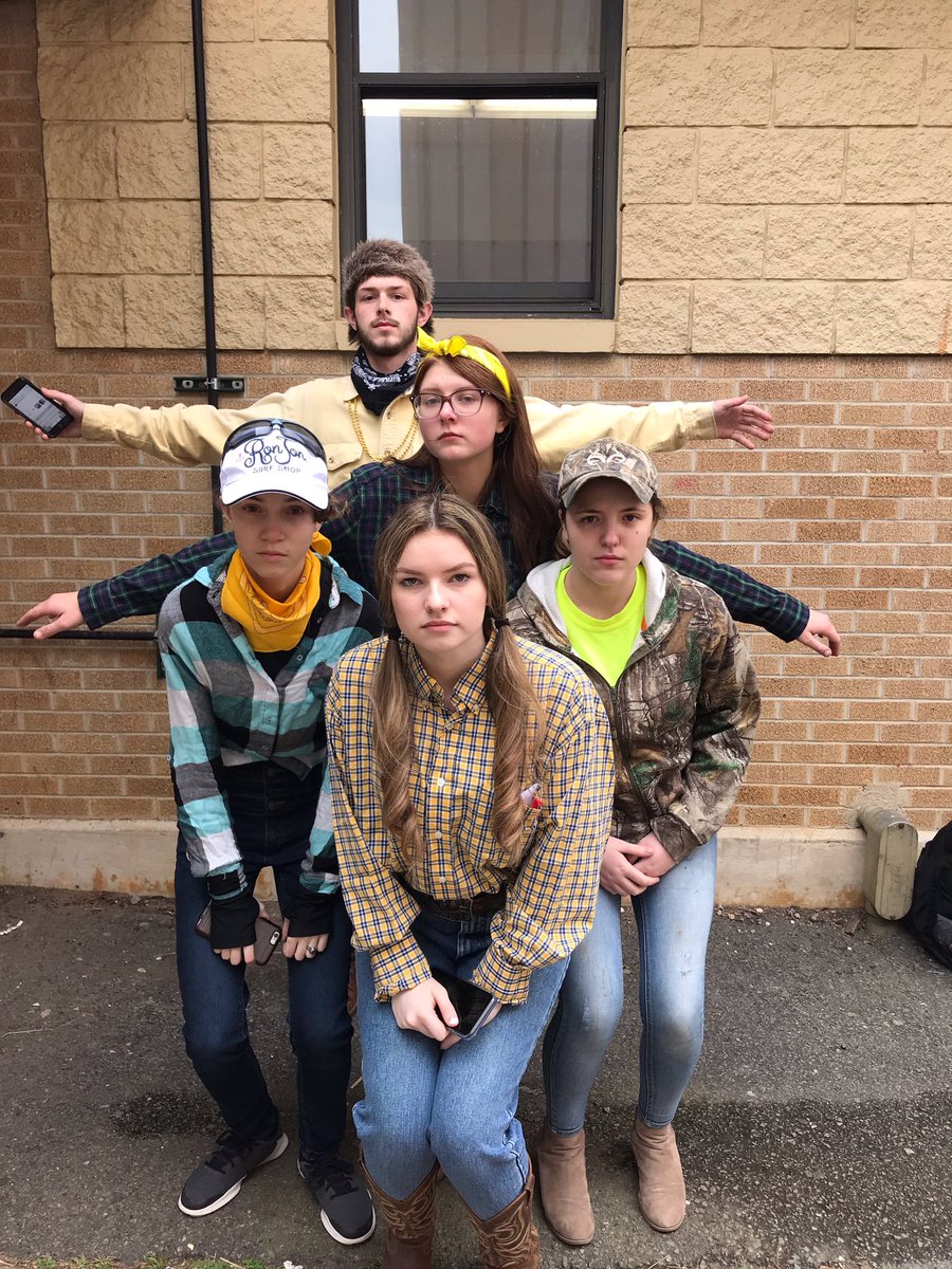 ulmer_07's tweet photo. @srscavengerA #9 #yellowteam https://t.co/rJN5n7mHZZ
