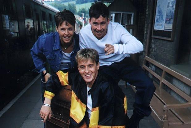 Flashback Friday!

Nearly 23 years ago 👀

Spring 1996 shooting <a href="/911official/">911</a> Don’t Make Me Wait video in #Buckfastleigh train station in #Devon

Tickets for our performance at BOOGIESHAKIN’ BINGO in #Carlisle in Aug On Sale tonight 8pm at LeeBrennan.com

#Boyband #90s