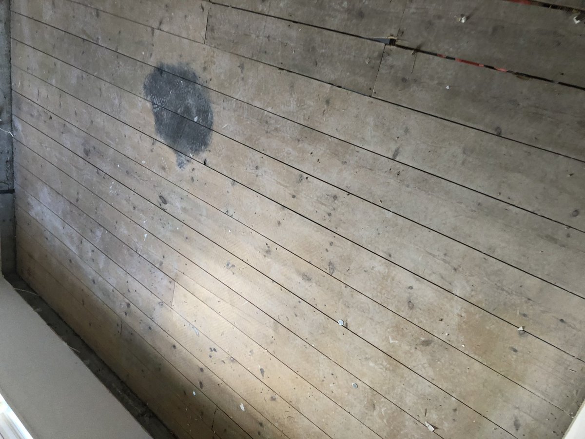 Livingstonelec's tweet photo. Popped to site to see the team at our Truro rewire today, our 3rd Year apprentice took the lead on this project, clean and tidy site, very impressed and a very happy customer #gr8friday ๐๐@CornwallBWC @officialNICEIC https://t.co/u5Y2IXER8w