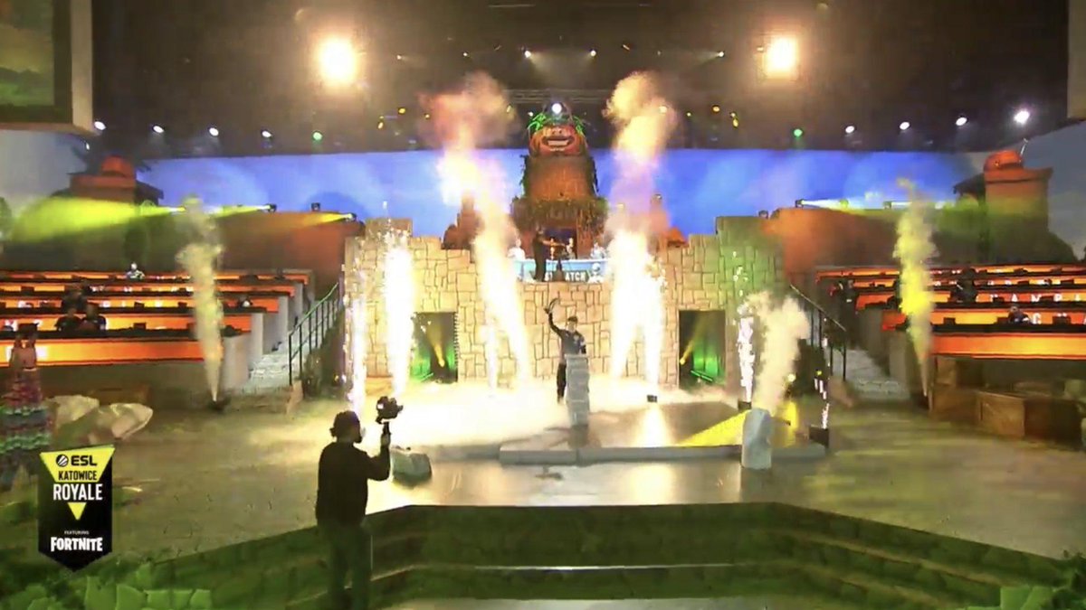 ItsDaevon's tweet image. 1x ON TOP!!!! @TSM_Vinny1x