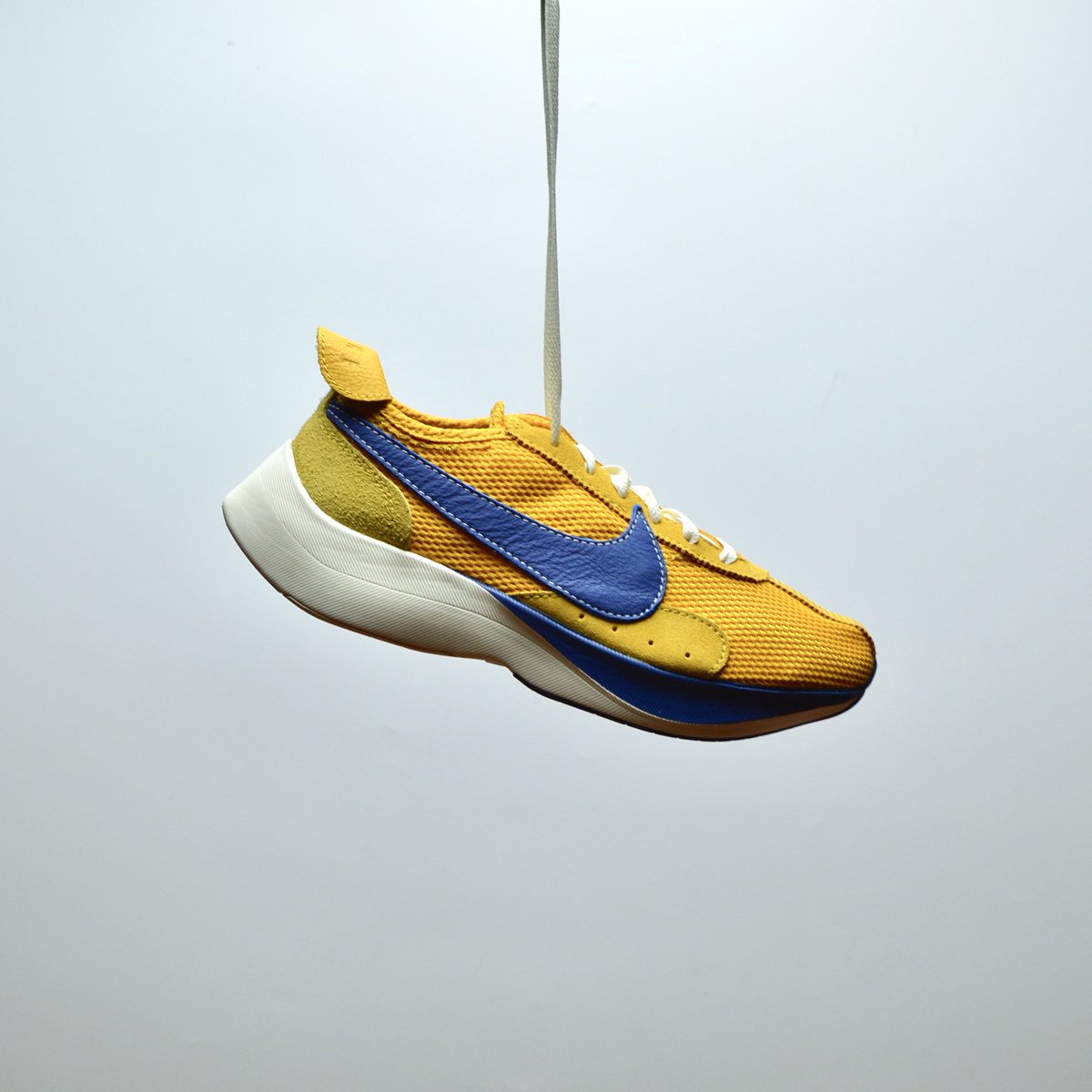 nike moon racer yellow