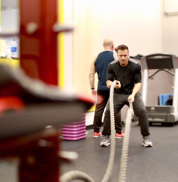 wownewengland's tweet image. Thank God It’s Functional!
.
.
Theres no better sound than a battle rope SMASHING the ground. 
.
.
#wownewengland #flexfriday #grouptrainingclass #areyoutitanium #weightlossjourney #weightlossplan #weightlosstransformation #weightlosschallenge #weightlossgoals #weightwatchers