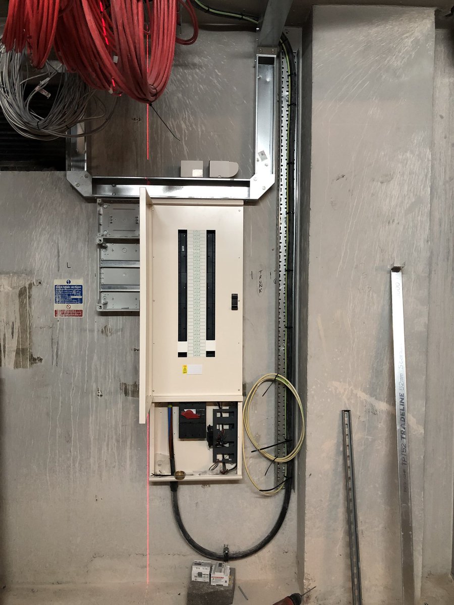 CSKELECLTD's tweet image. Great standards again here from the lads installing Schneider’s new Isobar P range and Micrologic 5 MCCBs in the generator switchboard 👍👍 #CSKElec @CSKELECLTD