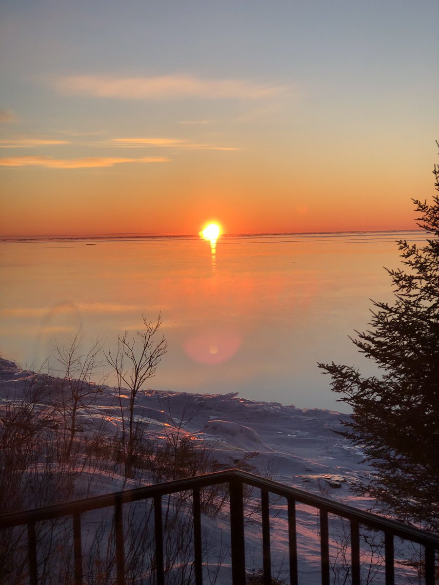 TimHoag3's tweet image. A little getaway before things get going this upcoming season the north shore is a beautiful place in the winter