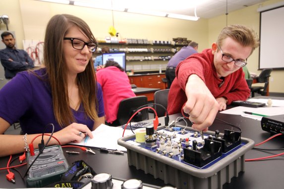 MEngineeringMag's tweet image. More employers than ever have begun to require fluency in science technology and #engineering skills as well as comprehensive knowledge of mathematics, even for jobs outside traditional #STEM fields @johnfalcioni @EFestsASME @prattandwhitney efests.asme.org/news/february-…