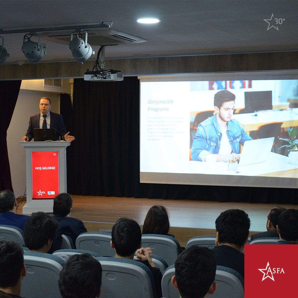 AsfaKoleji's tweet photo. Lise öğrencilerimizin girişimcilik yönlerini ve becerilerini ortaya çıkarmak amacıyla gerçekleştirdiğimiz Sertifikalı Girişimcilik Programımızın tanıtımı 9. Sınıf öğrencilerimize yönelik gerçekleşti.  #Asfa https://t.co/CwzM8hR4x7 https://t.co/Nvts63qEjb