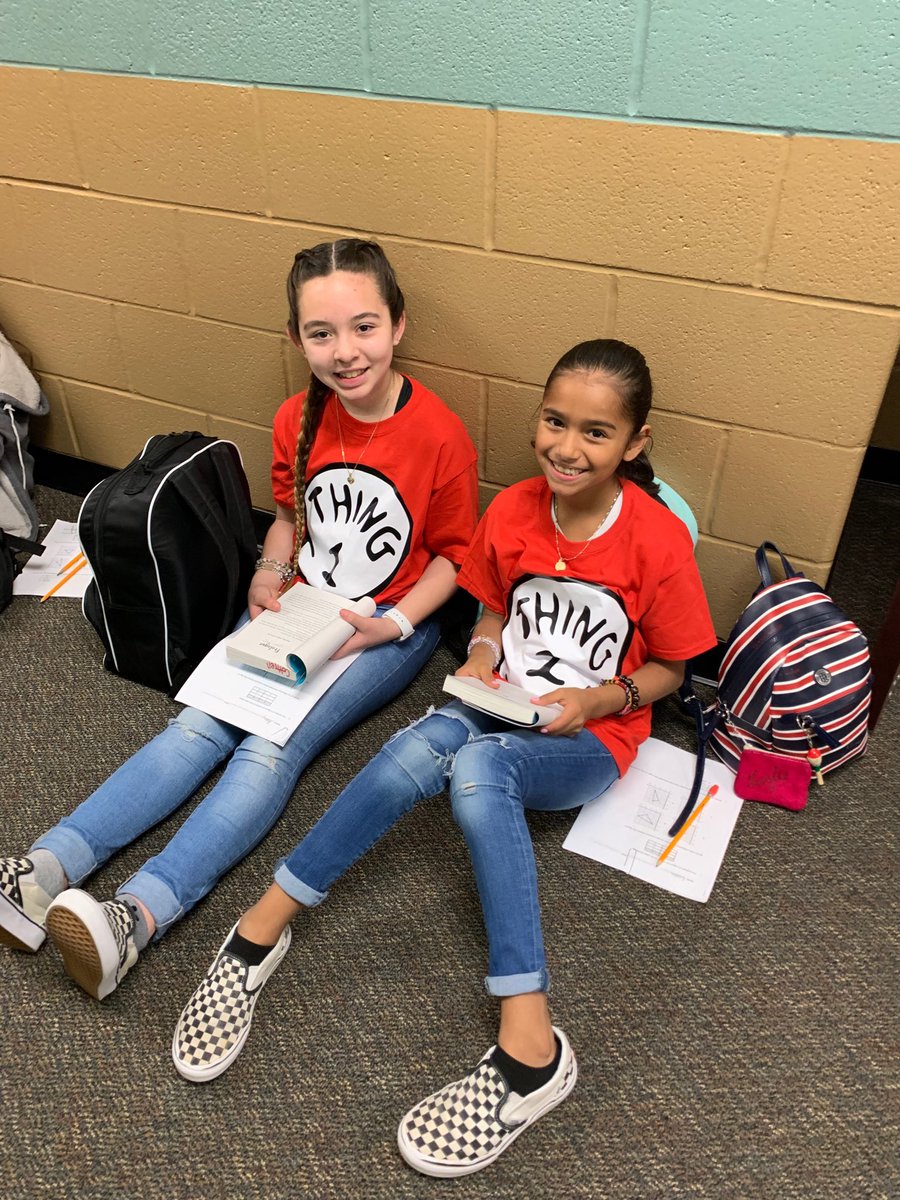 Read across America in honor of Dr. Seuss!! #LSEreadacrossamerica ⁦<a href="/HumbleISD_LSE/">Lakeshore Elementary</a>⁩ #leopardspotting