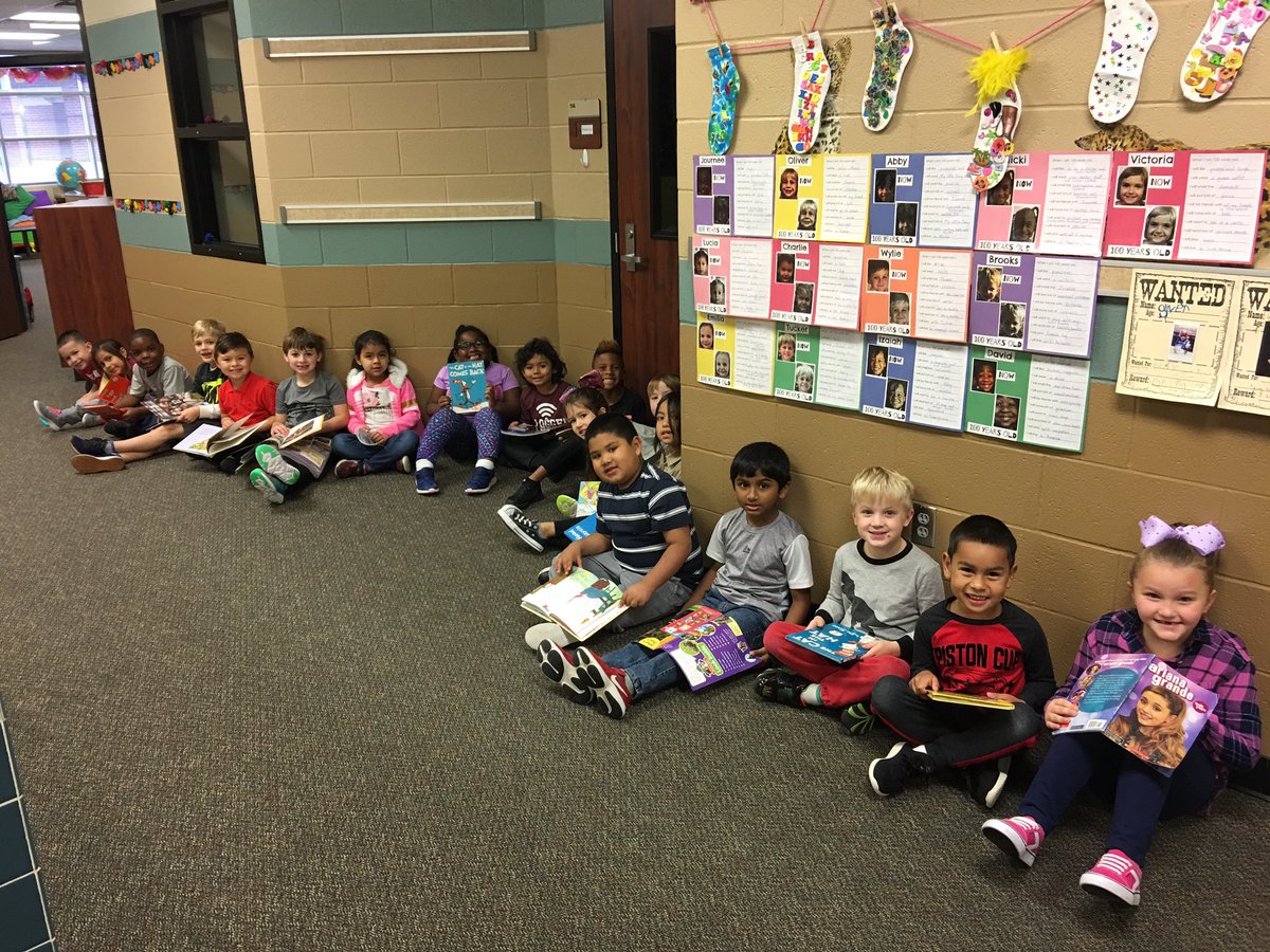 #LSEreadacrossamerica 
#leopardspotting 
Mrs. Wiggin’s class is rocking the reading!