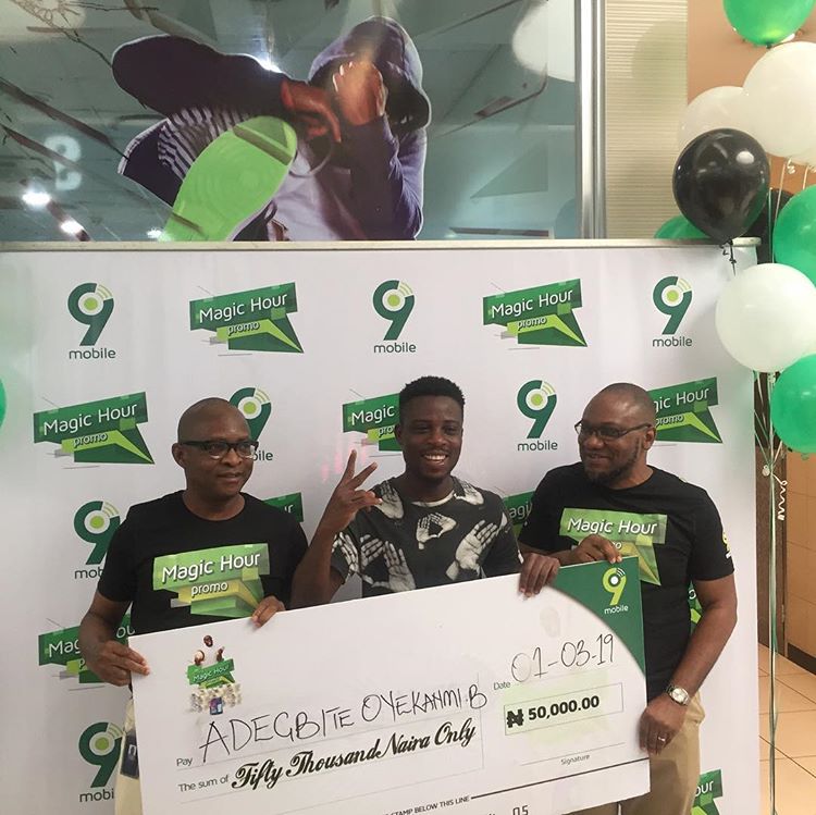 iamdamilosky's tweet photo. This is what β¦100 recharge on your @9mobileng SIM can do for you. Congratulations to all the winners! ππ½
#9mobileMagicHour
#100NairaCanChangeYourLife
#MagicHourPromo https://t.co/IZmulw6NCb