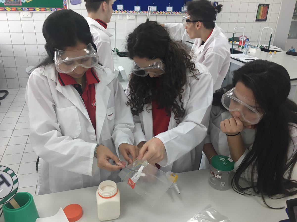 MsYasminsLab's tweet photo. Grade 9 students learn all about compounds and physical changes in the laboratory. #OICSscience #chemistry #labsafety #science https://t.co/HVnZDYAEEF
