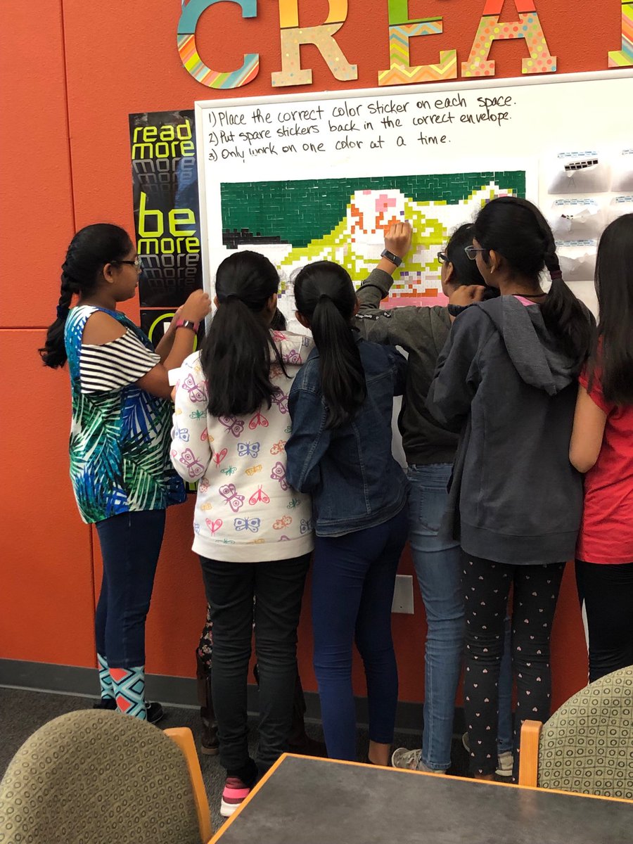 SpartanLibrary1's tweet image. Collaborative mosaics. They’re a hit!@leanderisdlib