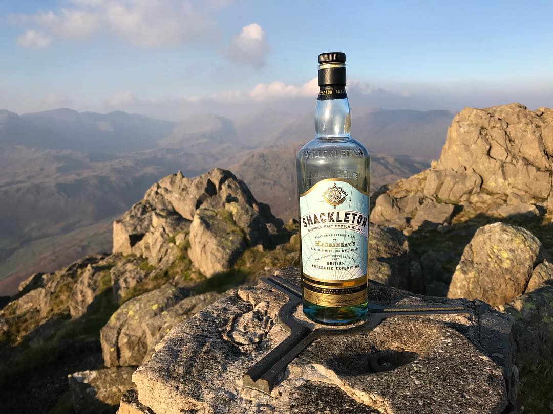 'Not many fells can be described as beautiful, but the word fits Harter Fell' - Alfred Wainwright, fellwalker, author and illustrator. A great shot from IG/tomhechct on one of his Lake District adventures! #openforadventure
