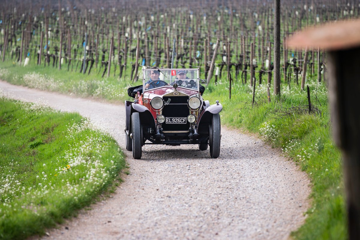 fchistoric's tweet photo. Entries are open for the #FranciacortaHistoric2019 🚗☘️
Sign up within Tuesday 2 April and don't miss the new edition of the spring 'classic' for vintage cars, first stage of #CriteriumBrescianoRegolarita 2019

➡️ https://t.co/DRtHxAW6BW https://t.co/whK2Awg81n