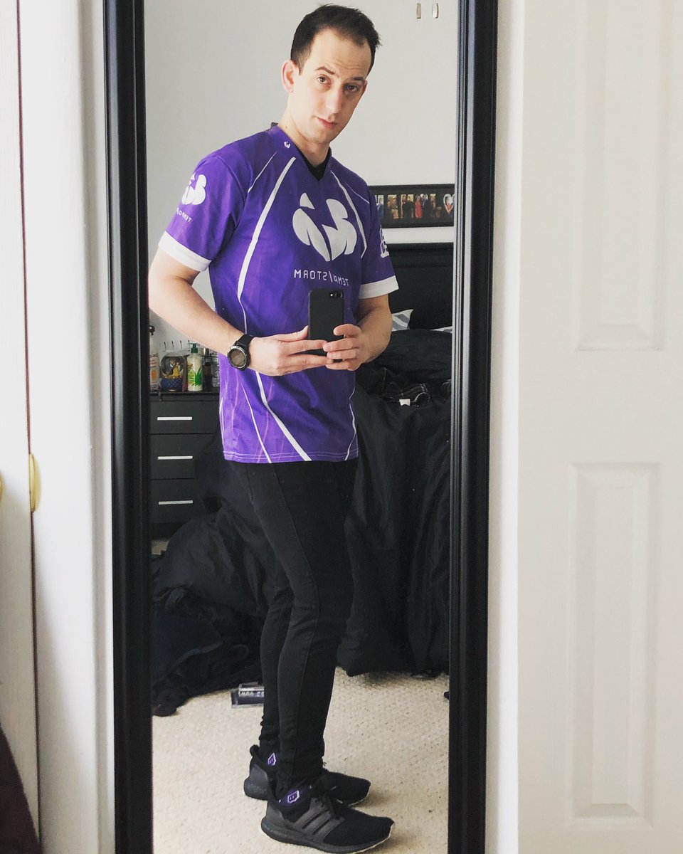 TheAceAcosta's tweet photo. Twitch set up with Xeno’s on feet! @Tempo_Storm @adidasUS @Twitch #tempostorm #tempostore #gaming https://t.co/CAj6MPDZ9P