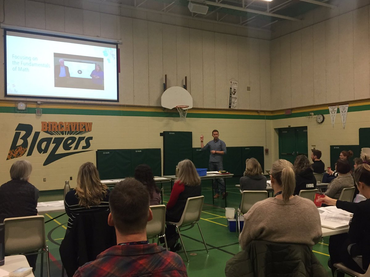 BirchviewDunes's tweet photo. Our day of math learning has begun with such amazing discussion and ideas shared! #birstaff #pdday #mathfocus #learningtogether @SCDSB_Schools @scdsbmath @jacableSCDSB @michaelgiffen https://t.co/FCOw0iJabw