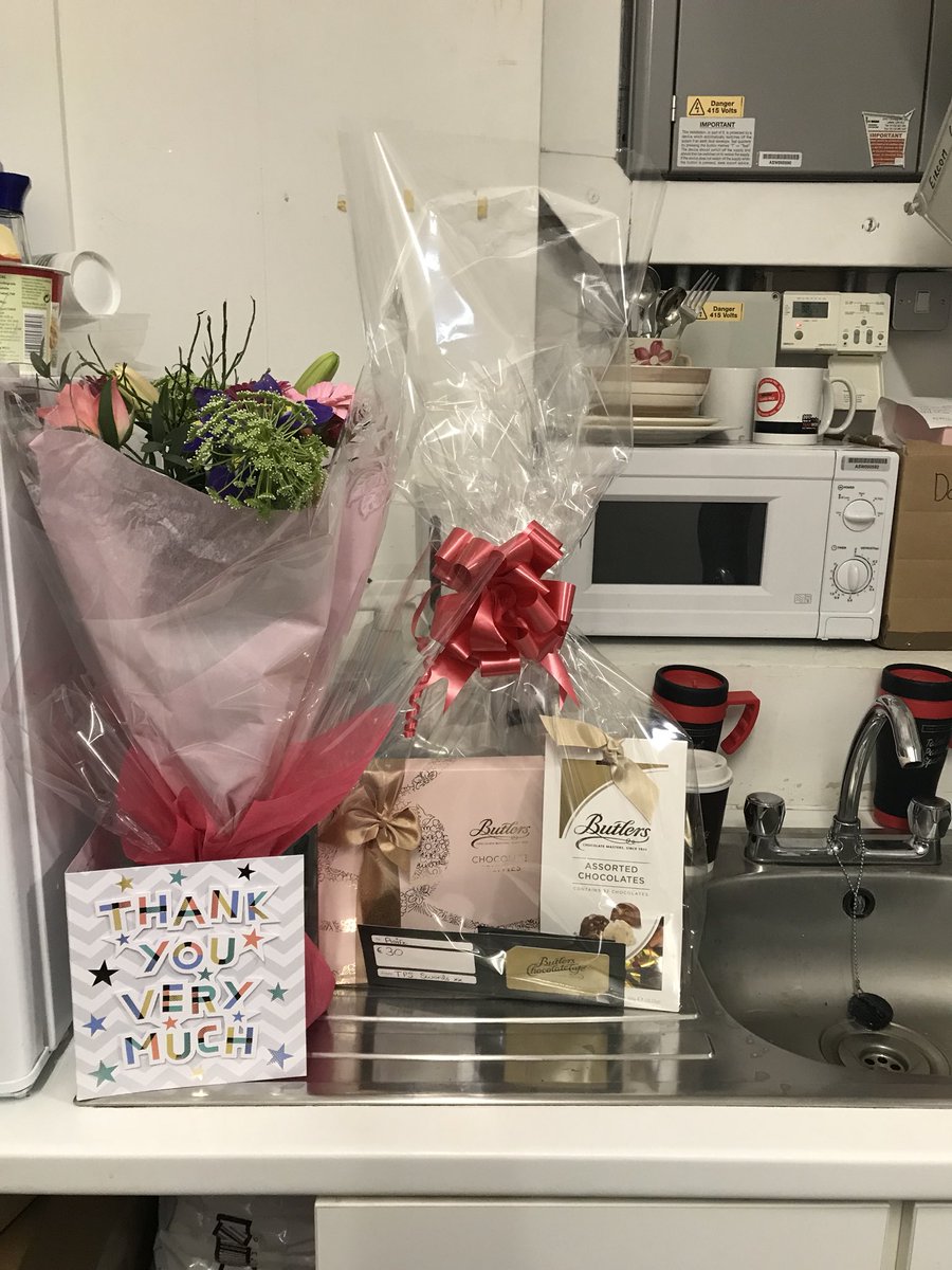 GleesonAoife's tweet photo. Lovely surprise this morning from the amazing team in Swords. I will pop in all the time 😃Thank you so much x @TpsSwords0245 @TPSPeople https://t.co/1qs71NQ3Mr