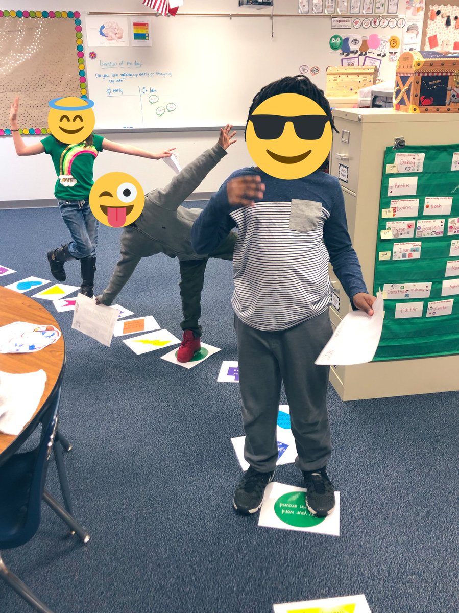 MrsClarkSLP's tweet photo. Life Size game boards are ALWAYS a good idea for speech sound practice! #SpeechTherapy #publicschoolSLP #FUNFriday #boardgames #MrsClarkSLP https://t.co/MMmEGhm2Nc