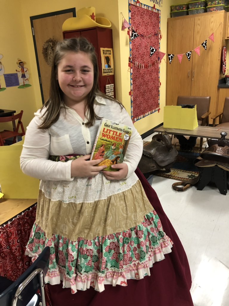 NorthBrookElem's tweet photo. Great ending to a great Read Across America Week. #LCSstrong2theCore #Soaring4Success@NBES https://t.co/OsCBHQgdGU