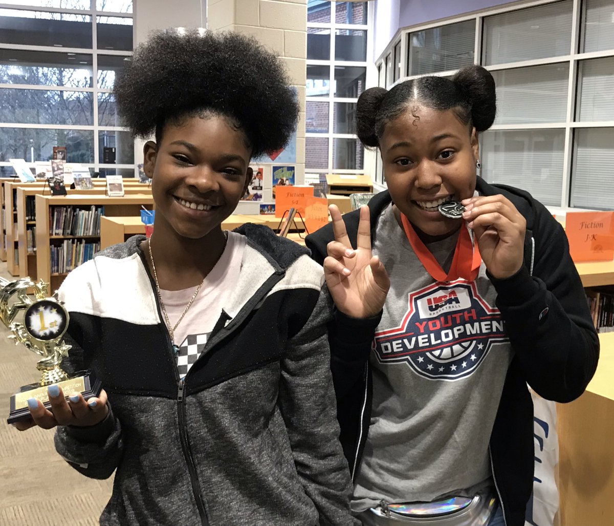 apsitjen's tweet photo. I ❤️ the enthusiasm of these @APSBrown winners from the 2019 @APSInstructTech Technology & Innovation Competition. 😜 #edtech #APSITInspires @apsupdate @ahrosser @BMSPrinCrooms @BMS_MED_CENTER @APSITMELISSA https://t.co/kzaPanVNBf