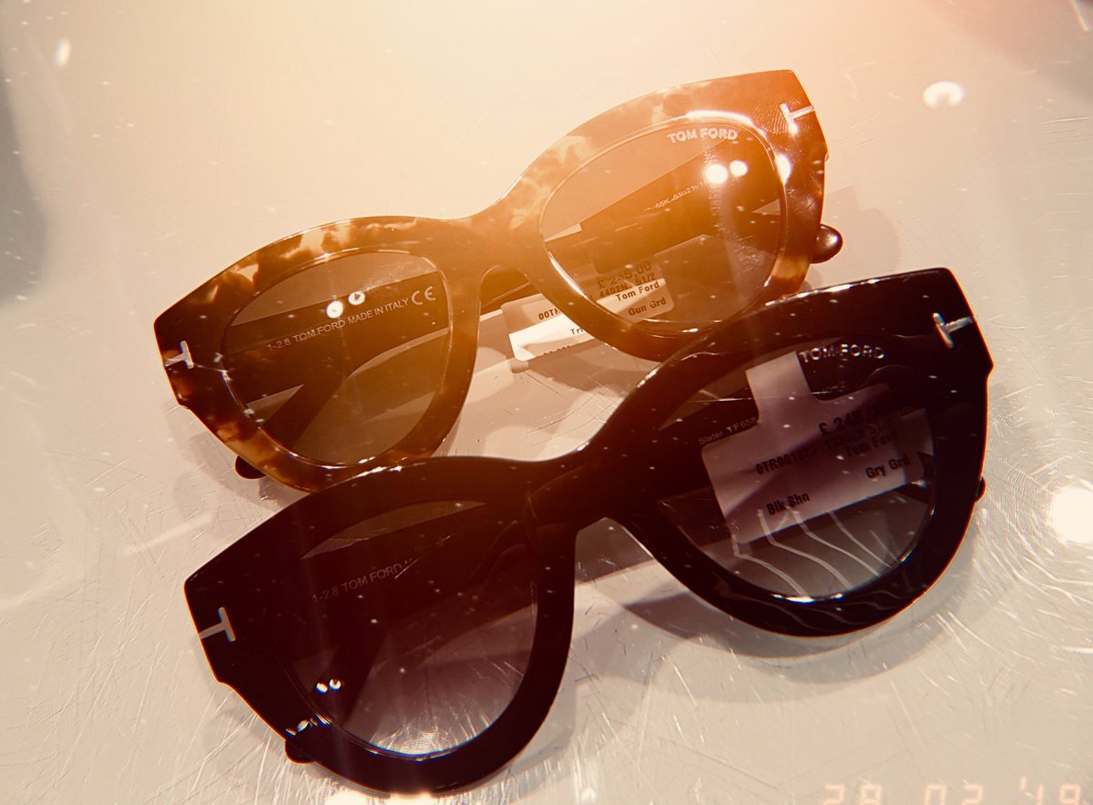 TeamBham7196's tweet photo. Classy but sassy TOM FORDS .... 💃🏼 #new #TOMFORD #sassy 

Models - 

Slater TF 658 - ❤️ https://t.co/KqGkF7qB3x