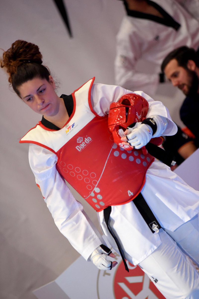 Con esta cara me quedo cuando pierdo a las puertas de la medalla en el Open de Turquía 😑 Pero no pasa naaaaa SEGUIMOS ACTIVOSSSSSSS