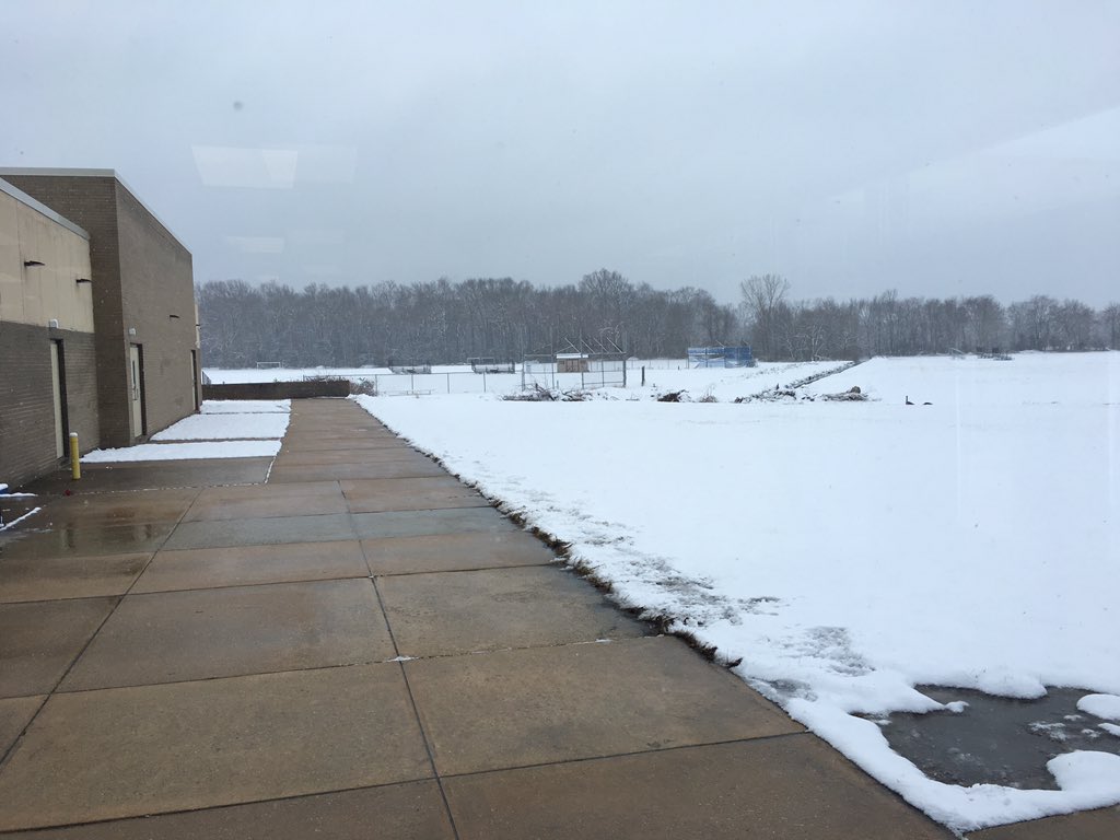 Must be first day of spring sports! <a href="/BCITMedfordCTE/">MedfordTech</a> @BCITTWEETS