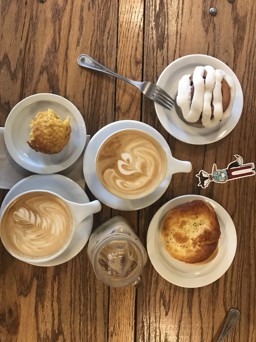 coffee_tsunami's tweet photo. Good morning world!! @Starbucks okay maybe smaller is better. This morning’s breakfast at @thecoffeefox https://t.co/a0gap65WAd