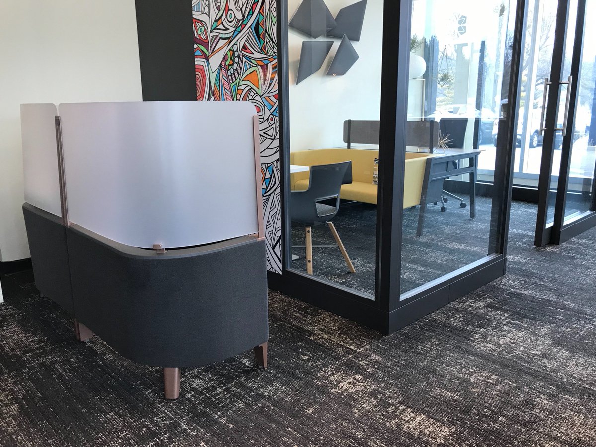 LOTHinc's tweet photo. We recently welcomed a new addition to the #grandviewworkstudio - the #brodydesk by @steelcase. It’s ideal for #focus work in high-traffic #workplace settings or in the #education realm for spaces like the #campus #library. https://t.co/D4lsafJR9G