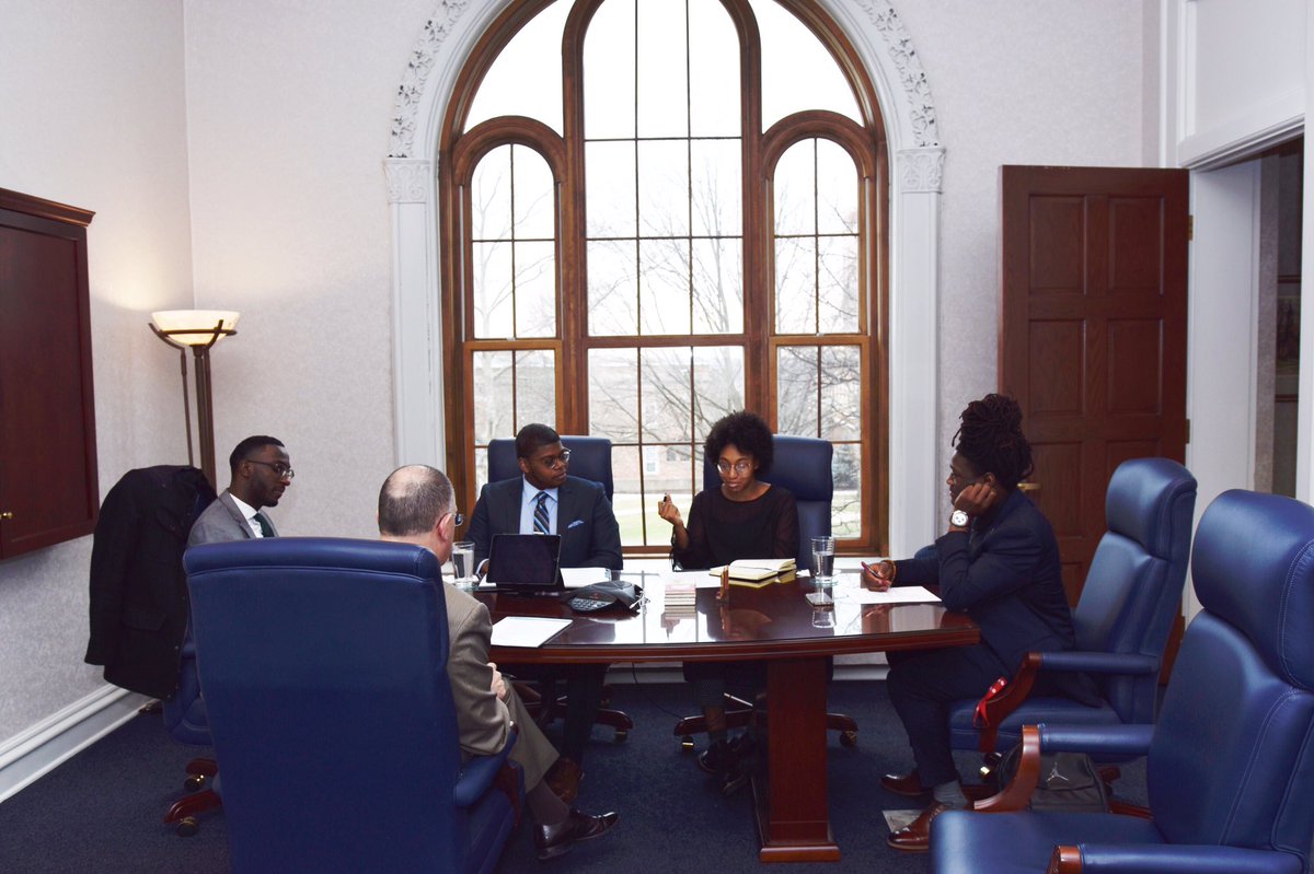 BATU_UD's tweet photo. Great Executive Meeting with @daytonprezspina. Always a pleasure discussing ways in which we can improve the experience of black students at our University. https://t.co/4WlMDEFQMy
