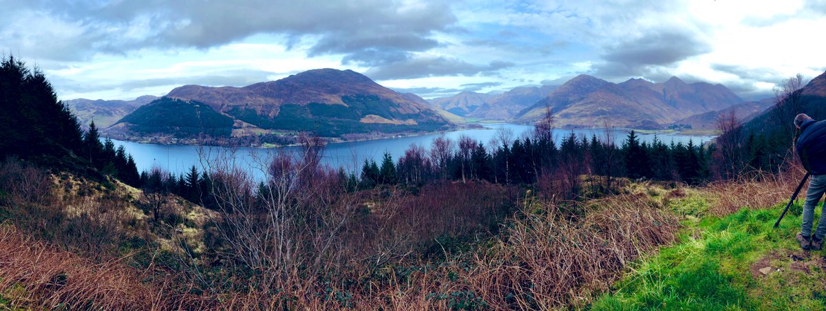 annemcalp's tweet image. In my happy place filming in the northwest Highlands! New #Landward series starts next month #bbcscotland #bbcscotlandchannel #Scotland #scenery #kintail #eileandonan @BBCScotland