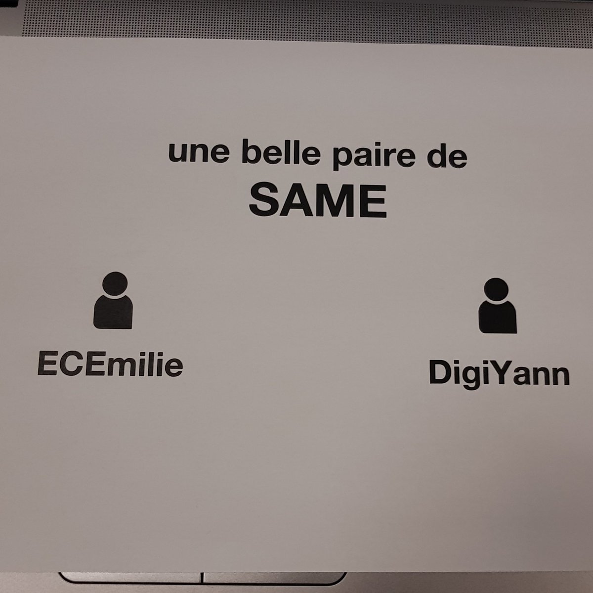 digitaLille's tweet photo. L'équipe de soutiens formateurs anime un atelier sur les outils digitaux de l'#AENF @OrangeHDF : #ECE (espace client #entreprise ) Et #digisign (signature électronique). https://t.co/dU4u8WL8ea