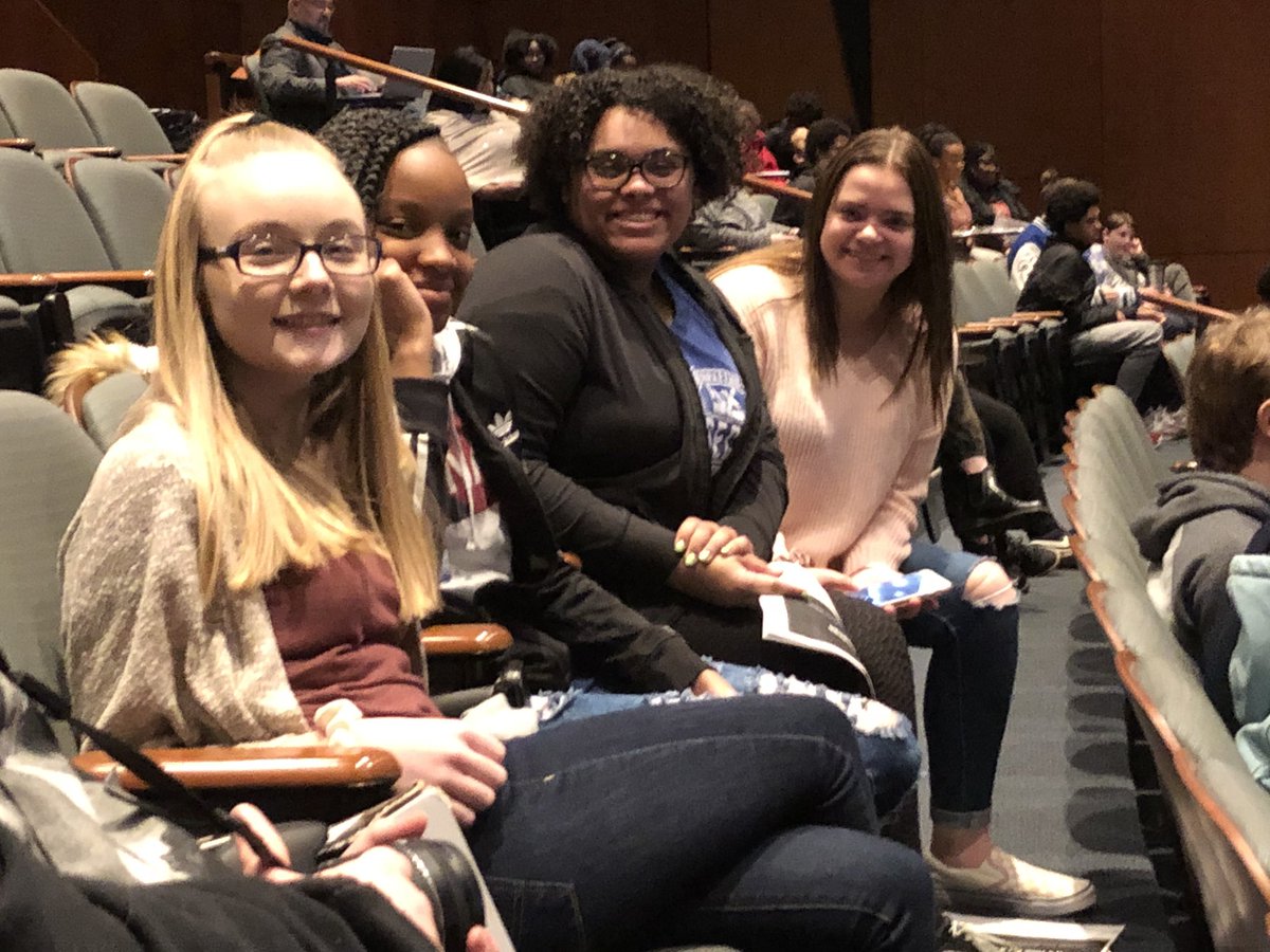 SteveBoydStL's tweet image. Getting ready to present at the last #G2Cplus summit of the year. So proud of our students 😊