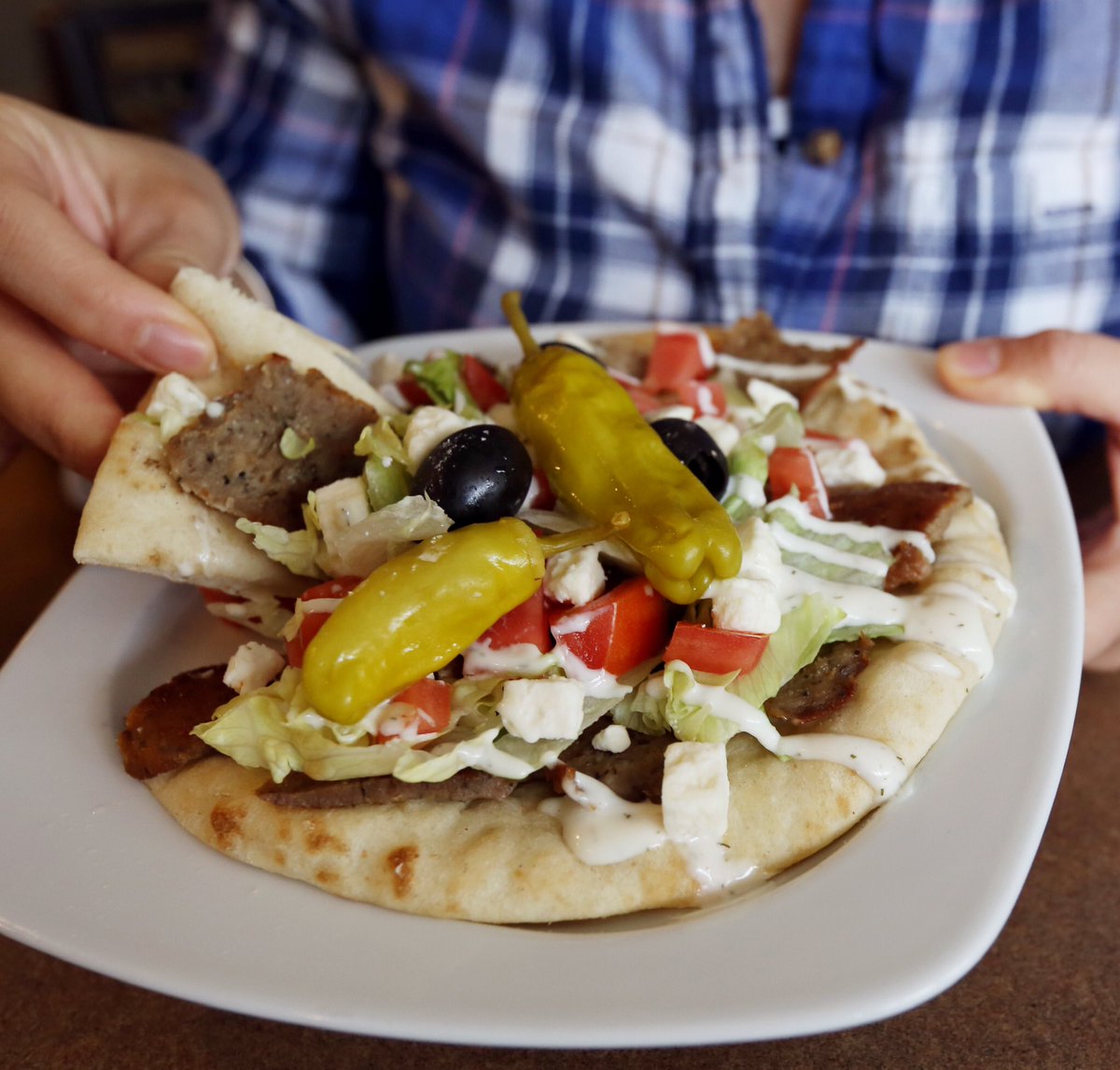 LedoPizza's tweet image. 🇬🇷NEW GREEK MENU GIVEAWAY🇬🇷
 
WE ARE GIVING AWAY (4) $25 #LEDOPIZZA GIFT CARD! 
RETWEET AND FOLLOW TO BE ENTERED TO WIN! 
Four winners picked randomly at 10pm on 3/1/19!

😍 Featuring our NEW Gyro Pizzata App, Greek Gyro, Tzatziki Pizza &amp;amp; More!
ledopizza.com/menu/